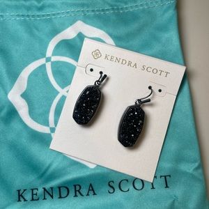 Kendra Scott Lee Drop Gunmetal Earrings in Black